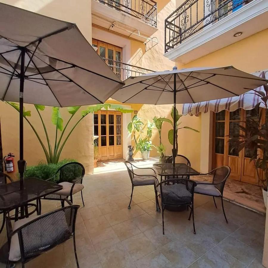 Cancun International Suites Экстерьер фото